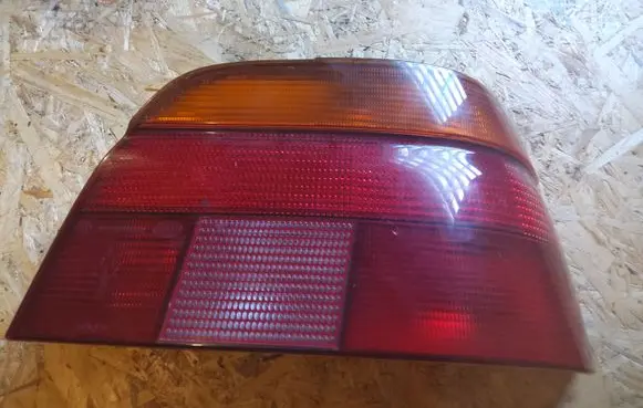 BMW 5 E39 Rear/tail lights 8358032