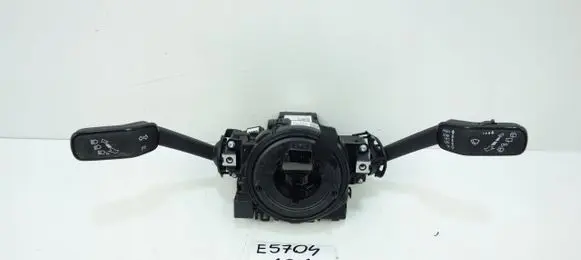 Volkswagen Tiguan Tailgate/trunk/boot open switch 5Q1953521GA