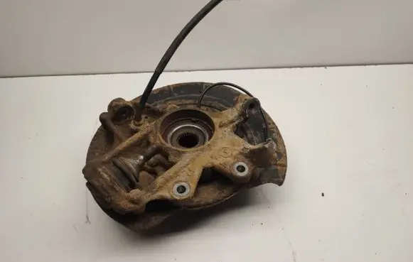 Mercedes-Benz ML W164 Rear wheel hub A1643501208