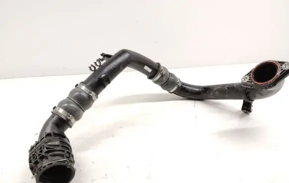 Mercedes-Benz Vito Viano W447 Intercooler hose/pipe A6220900700