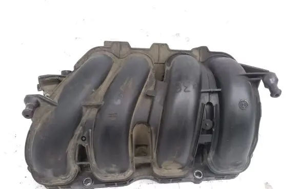 Peugeot 308 SW Intake manifold V752817280