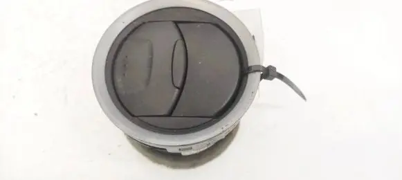 Dash center air vent grill