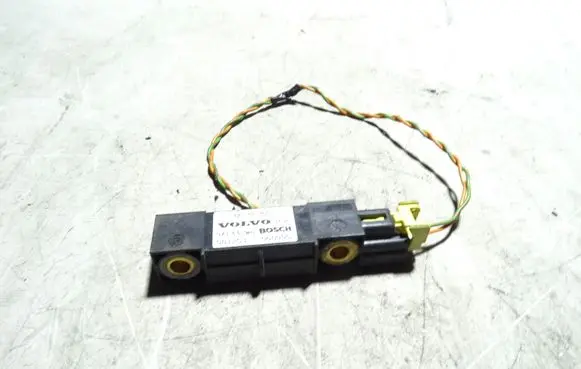 Volvo V70 Airbag deployment crash/impact sensor 8622365