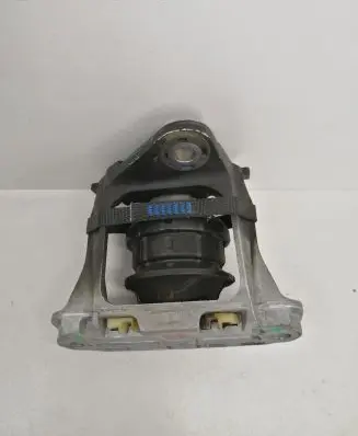 Volvo XC60 Engine mount bracket 32298680