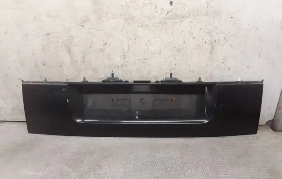 Audi A2 Trunk door license plate light bar 8Z0853465A