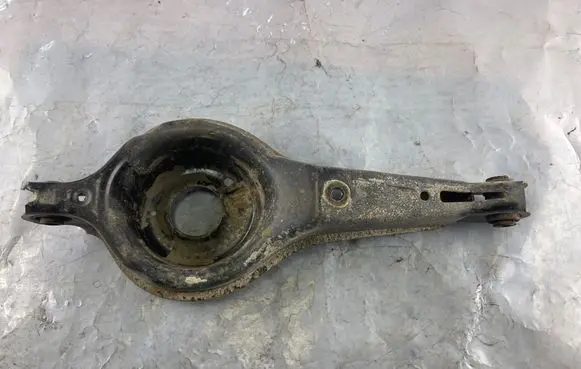 Ford Focus Rear upper control arm/wishbone