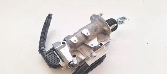 Master brake cylinder