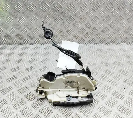 Volkswagen Amarok Front door lock 5N2837016E