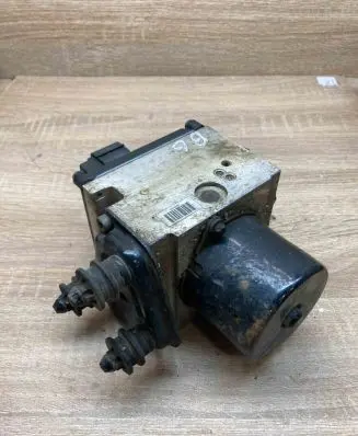 Volkswagen PASSAT B6 ABS Pump 3C0614095P 16027001A