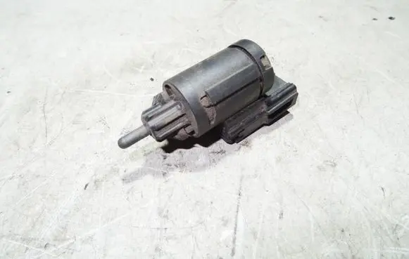 Audi A6 S6 C5 4B Brake pedal sensor switch 3B0945511A