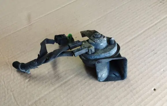 Nissan Note (E11) Horn signal 001157