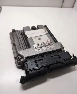 Volkswagen Jetta VI Engine control unit/module 03L906019DA 1039S45383 03L906022PB