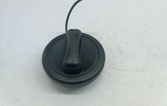 Mercedes-Benz A W169 Fuel tank filler cap A2204700705 2204700705