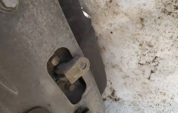 Nissan Primera Front door check strap stopper 