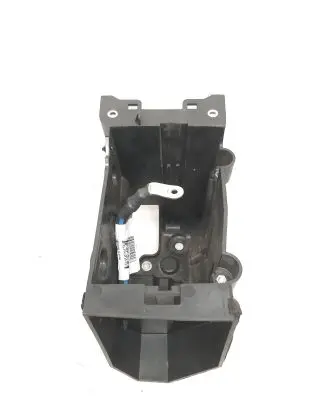 Volvo XC90 Battery box tray 31652062