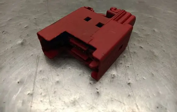 Mercedes-Benz B W246 W242 Fuse A0025452183