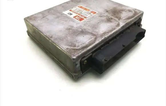 Opel Vectra B Engine control unit/module 90505790B 0X010767