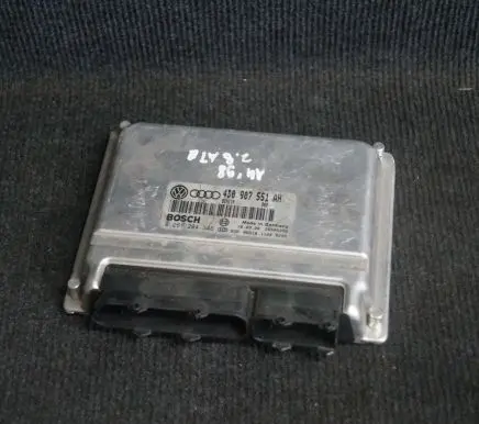 Audi A4 S4 B5 8D Engine control unit/module