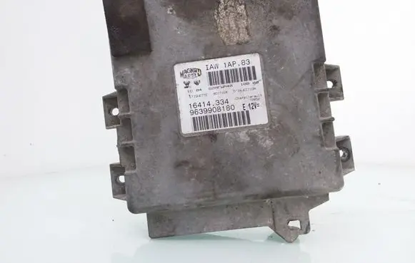 Peugeot 206 Engine control unit/module 9639908180 62AFWA40