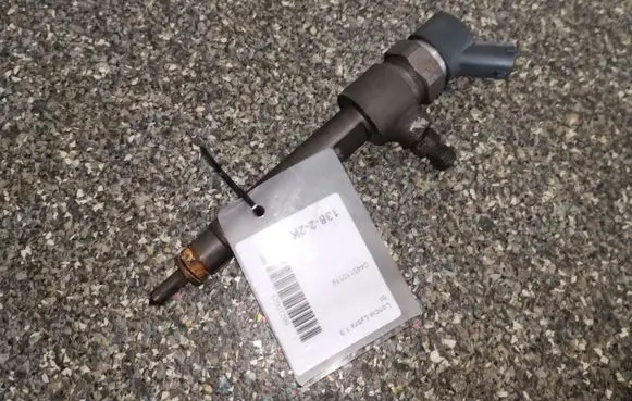 Alfa Romeo 156 Fuel injector 0445110119
