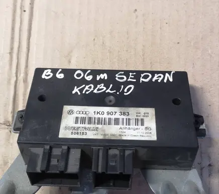 Volkswagen PASSAT B6 Tow bar trailer control unit/module 1K0907383 11102006 506153