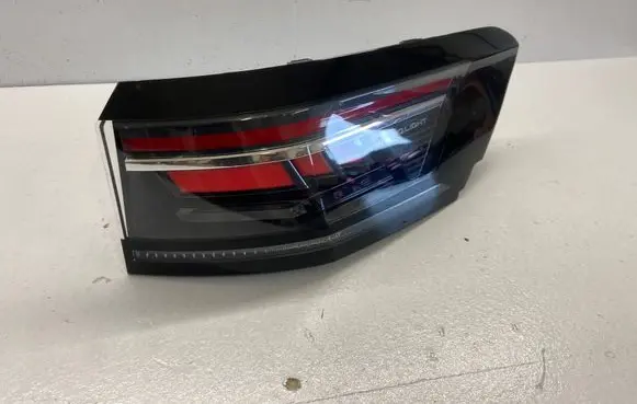 Volkswagen PASSAT B9 Rear/tail lights 3J0945208 70574F 245250345