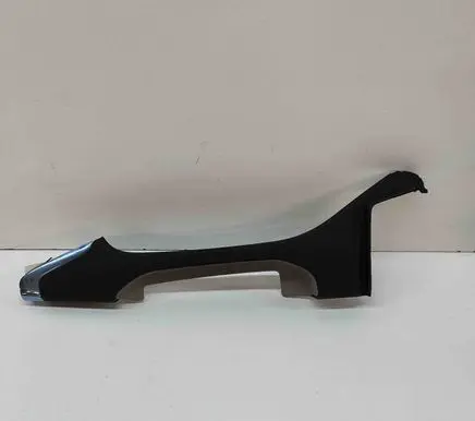 Dashboard glove box trim