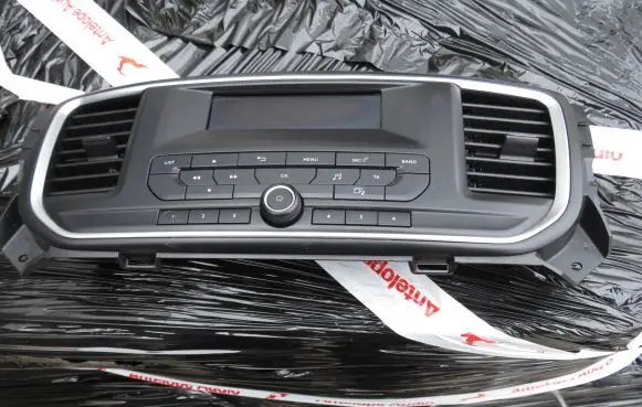 Citroen Jumpy Radio/CD/DVD/GPS head unit 9812067580