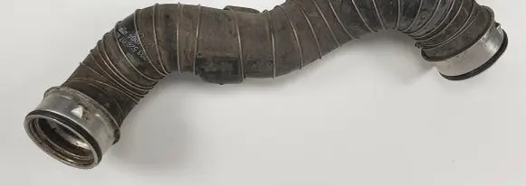 Mercedes-Benz C W203 Intercooler hose/pipe A2035280782