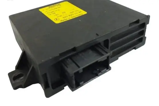 Mercedes-Benz S W220 Light module LCM 2208203026