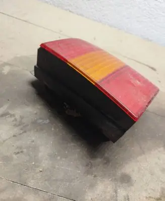 Volkswagen PASSAT B4 Rear/tail lights 3A9945112