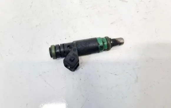 Ford Focus Fuel injector 98MFBA 98MF-BA9F593