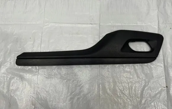 Peugeot Expert Front door trim bar 98091768