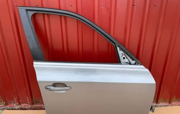 BMW X3 E83 Front door