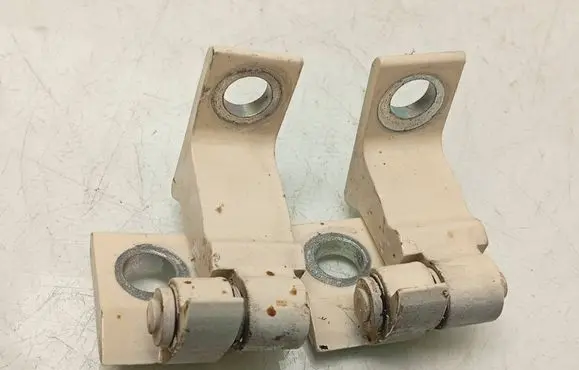 Rear door hinge set