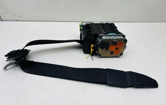Audi A5 Sportback 8TA Front seatbelt 8T8857706C