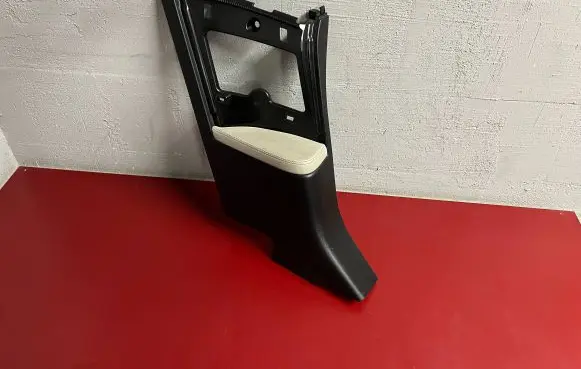 BMW i3 (C) pillar trim 7272427 7362577 51477272427