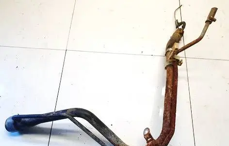 Fuel tank filler neck pipe