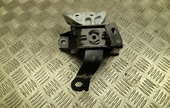 Toyota Aygo X Engine mount bracket 