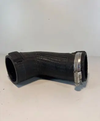 Intercooler hose/pipe