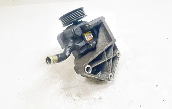 Ford Fusion Power steering pump 2S6E3A733AA 5ED1330