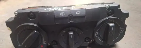 Volkswagen Golf V Climate control unit