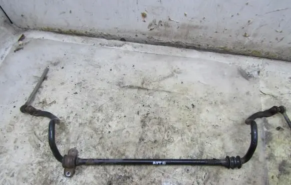 Nissan Note (E12) Front anti-roll bar/sway bar KRIS235789