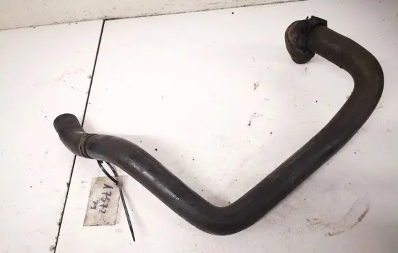 Peugeot 1007 Engine coolant pipe/hose