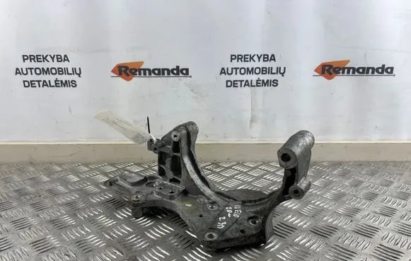 Iveco Daily 6th gen Generator/alternator bracket 5802166033