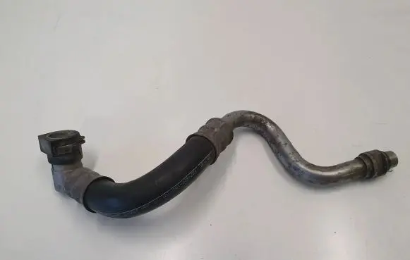 BMW 4 F32 F33 Engine coolant pipe/hose 7626331