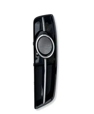 Audi A3 S3 8P Front fog light trim/grill 8P0807682J