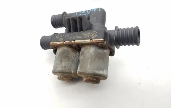 BMW 7 E65 E66 Coolant heater control valve 6906652 6411690665206