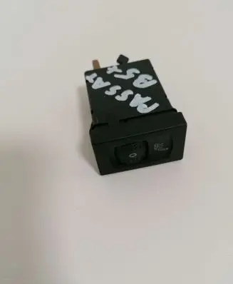 Volkswagen PASSAT B5.5 Seat heating switch 3B0963564