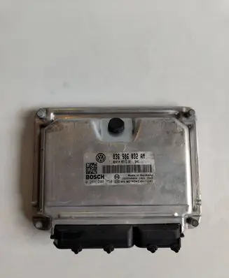 Volkswagen Golf V Engine control unit/module 036906032AD 0261201754